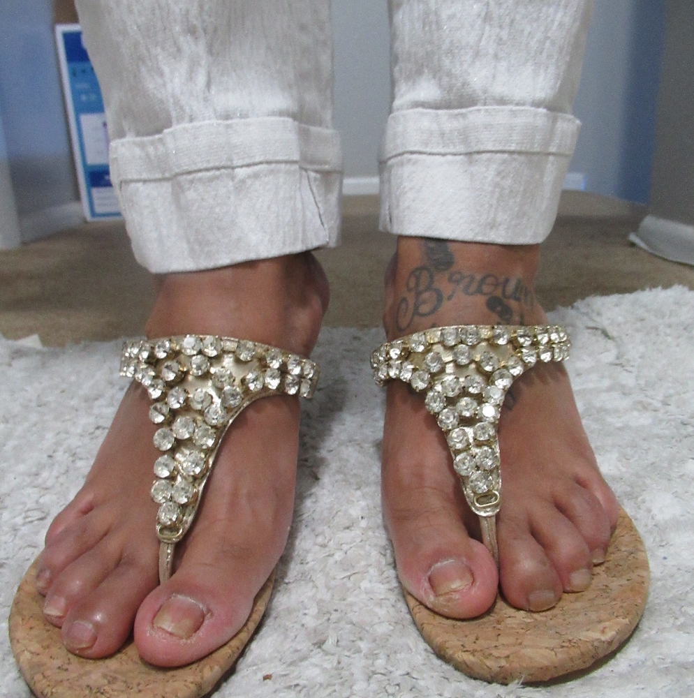 Ladies sandals 8.5